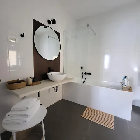 Central Rooms بيت ضيافة