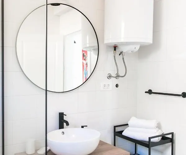 Central Rooms Шибеник