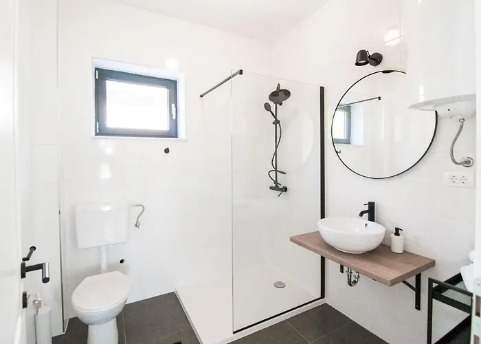 Central Rooms Гостевой дом 4*