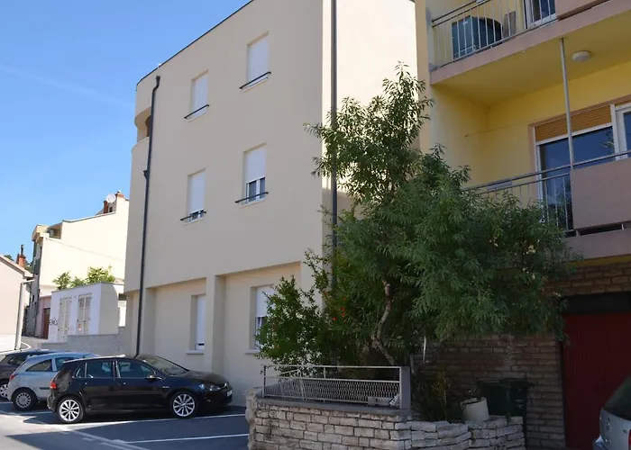 Central Rooms Шибеник